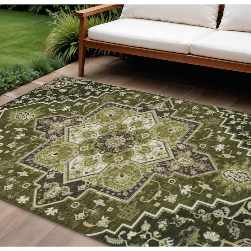 HomeRoots Oriental Traditional Rectangle Outdoor Rug - 8' X 10'