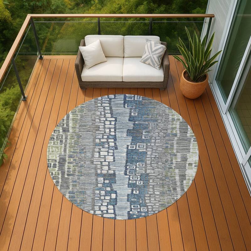 Machine Washable Indoor/ Outdoor Geo Mosaic Chantille Rug - Aloe - 8' x 8'