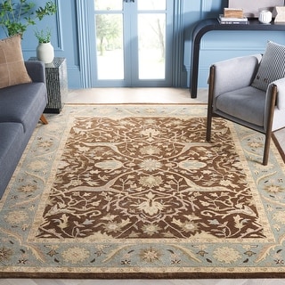SAFAVIEH Handmade Antiquity Izora Traditional Oriental Wool Rug