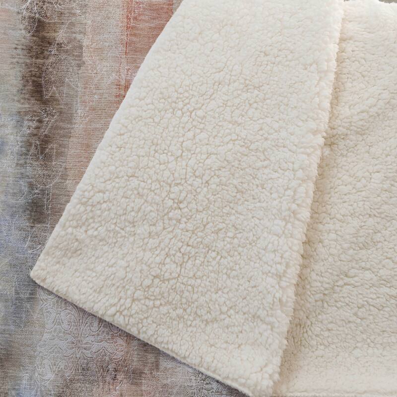 Premium Machine Washable Modern Imprints Sherpa Throw Blanket