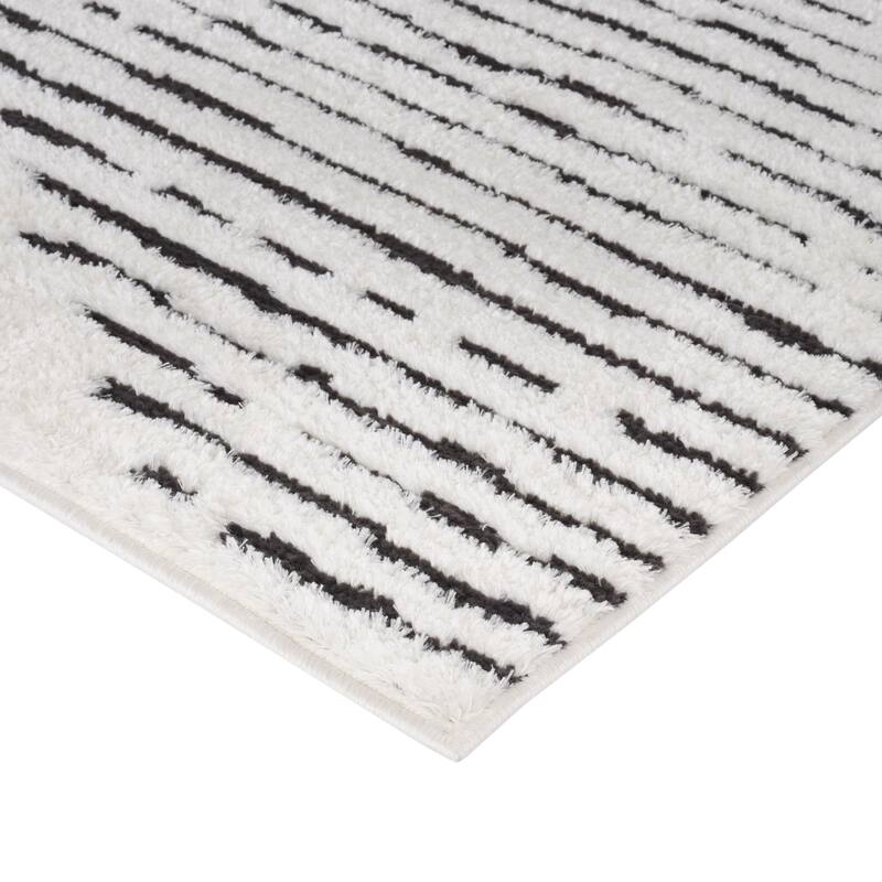 HomeRoots Geometric Rectangle Area Rug