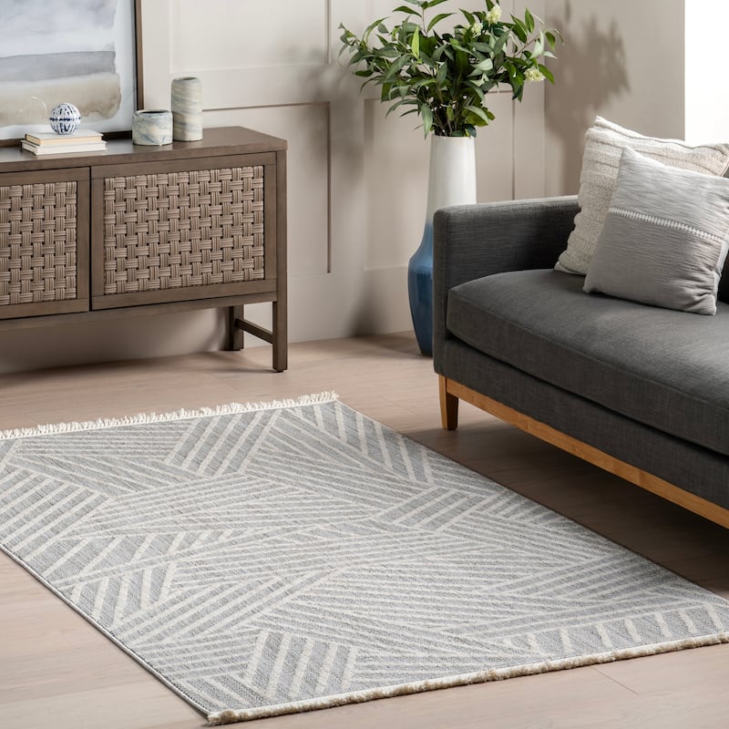 Nuloom Esmeray Modern Geometric Tasseled Area Rug.