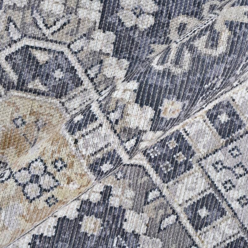 Alaska Machine-Washable Vintage Medallion Power-Loomed Area/Runner Rug