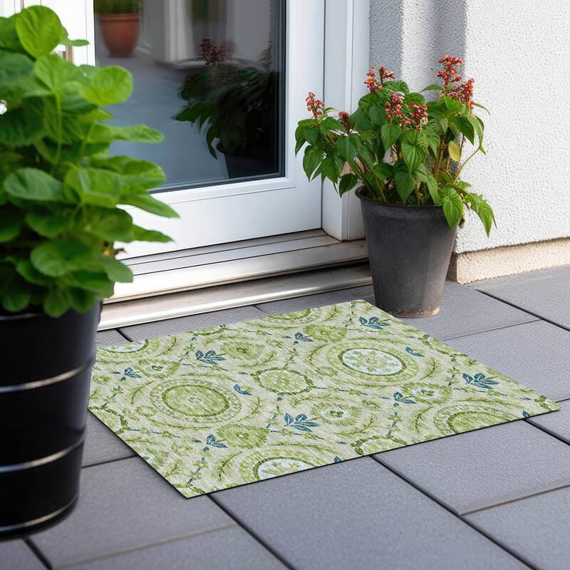 Machine Washable Indoor/ Outdoor Chantille Boho Suzani Rug - Aloe - 1'8" x 2'6"