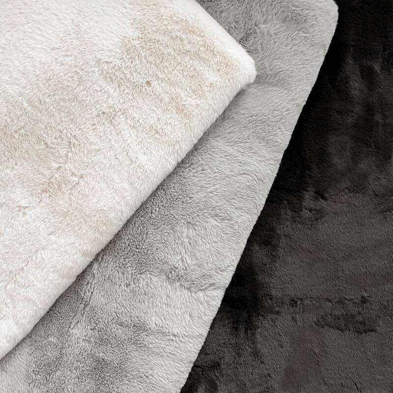 The Mood Rex FauxFur Throw