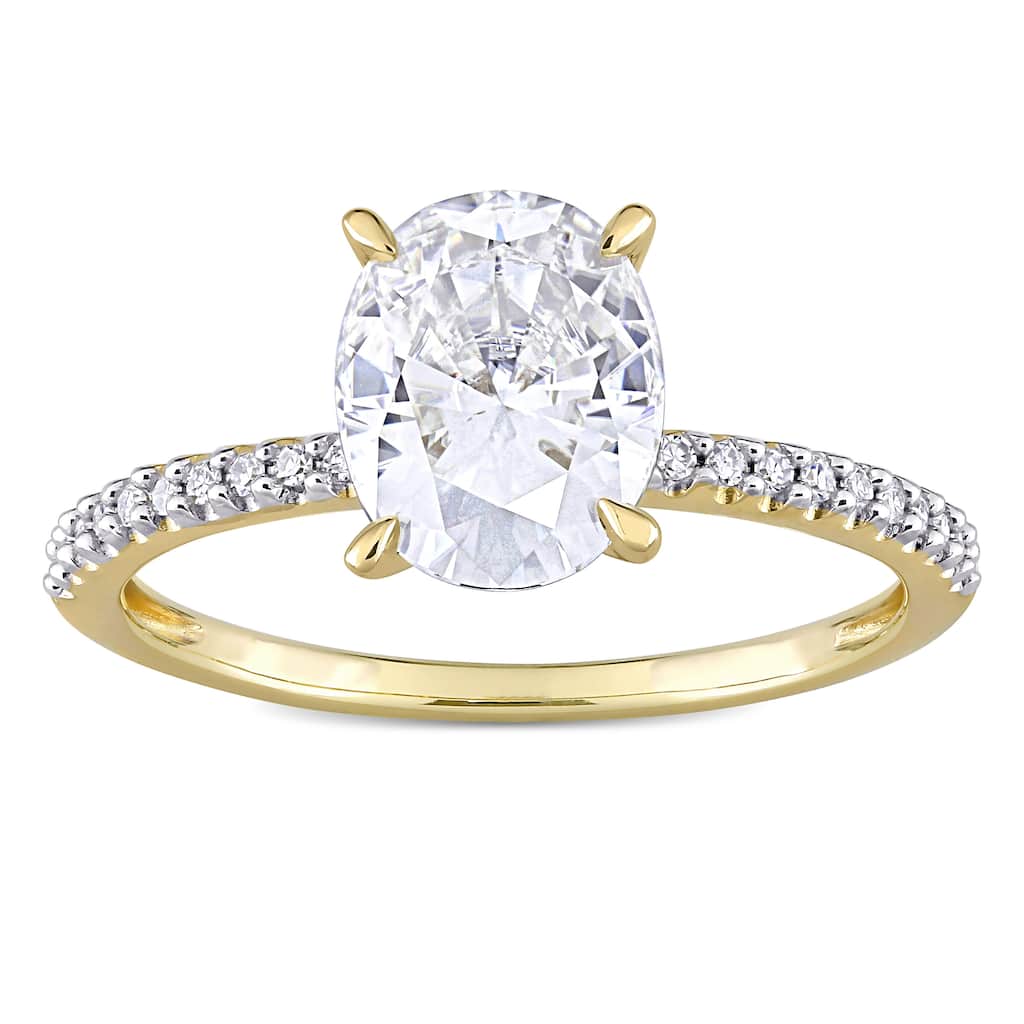 Miadora 2ct DEW Oval-cut Moissanite and 1/10ct TDW Diamond Engagement Ring in 14k Yellow Gold