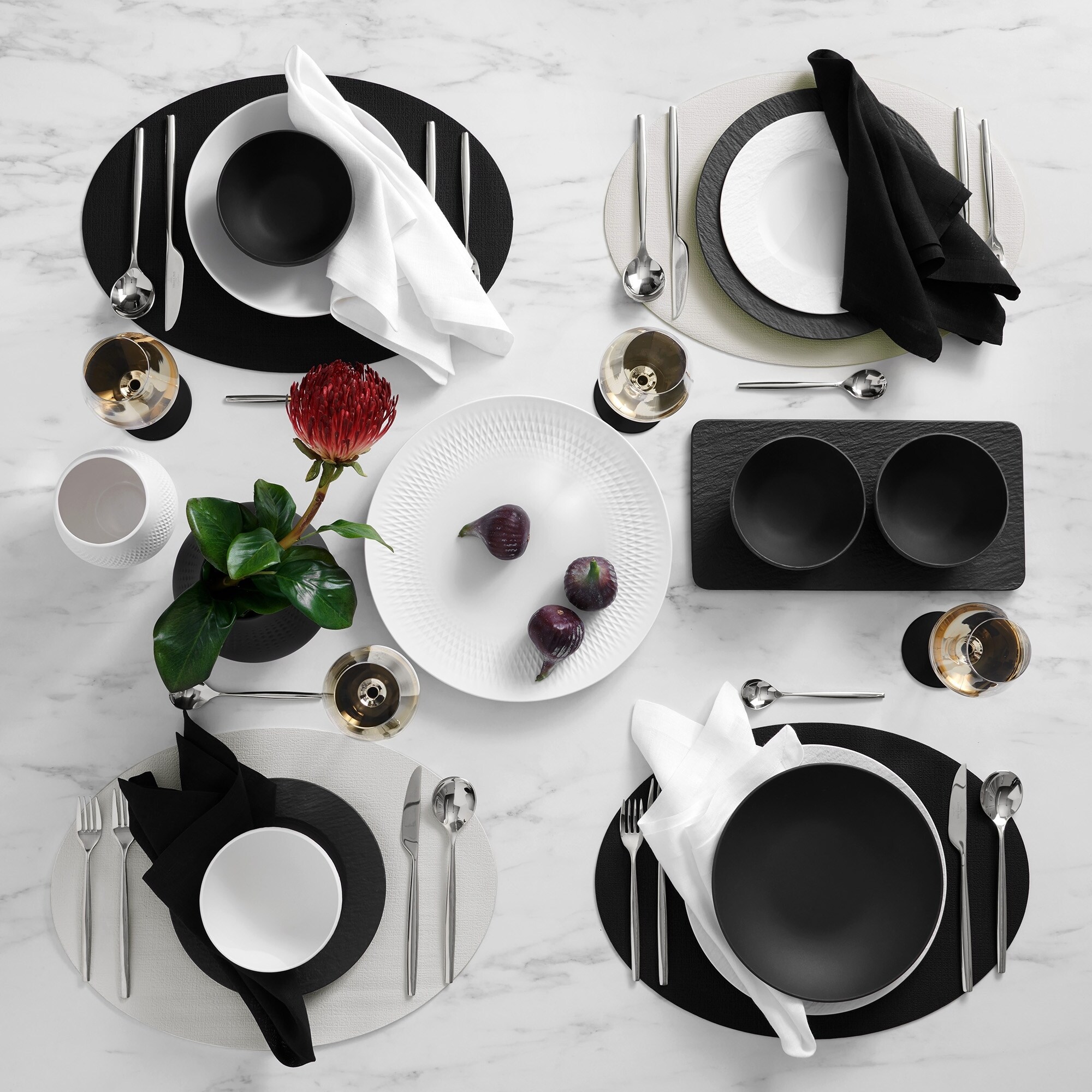 Villeroy & Boch Manufacture Rock Oval Faux Leather Reversible