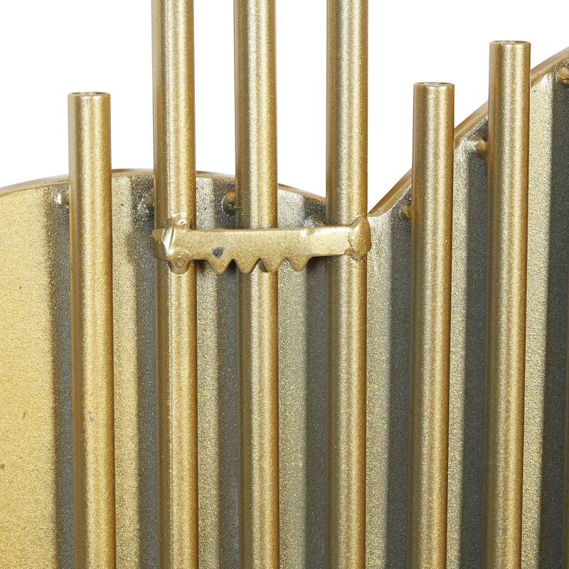 CosmoLiving by Cosmopolitan Gold Metal Room Wall Mirror