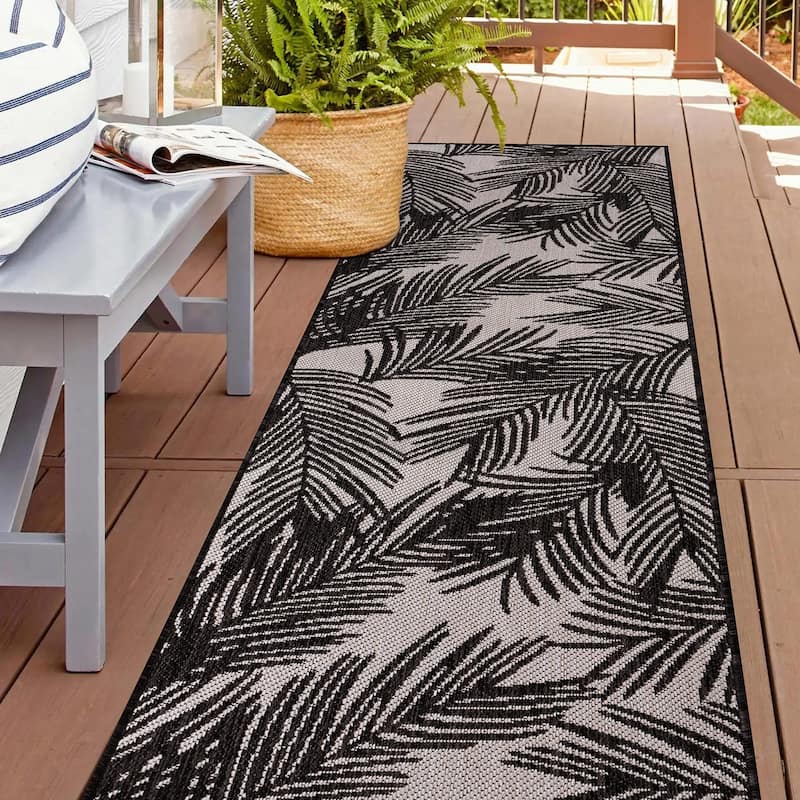 World Rug Gallery Contemporary Distressed Leaves Textured Flat Weave Indoor/Outdoor Area Rug - 2'x7' Runner - Black