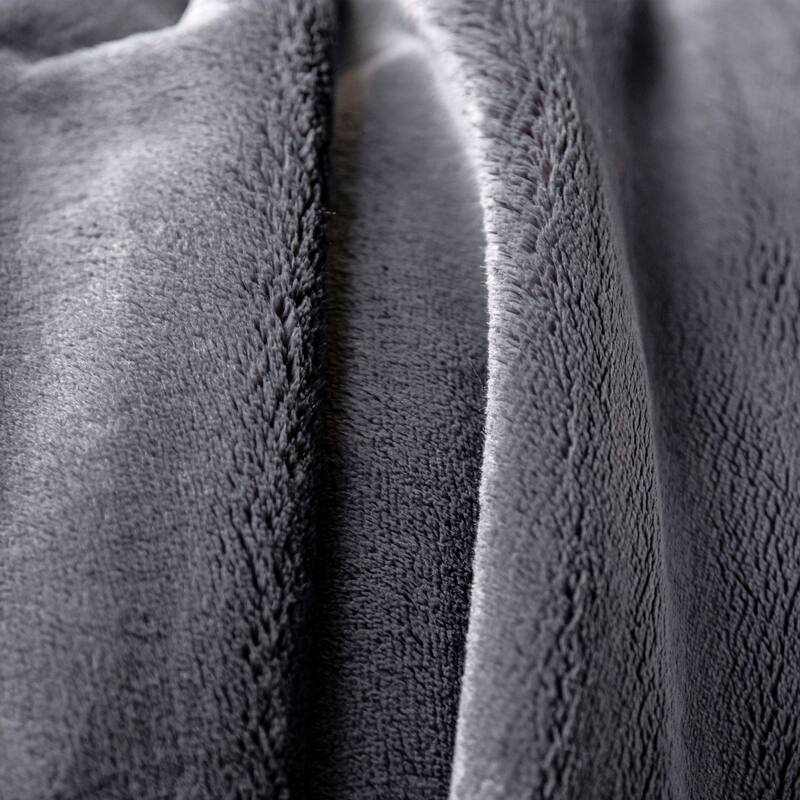 Jennifer Adams Cloud Ultra-Plush Throw