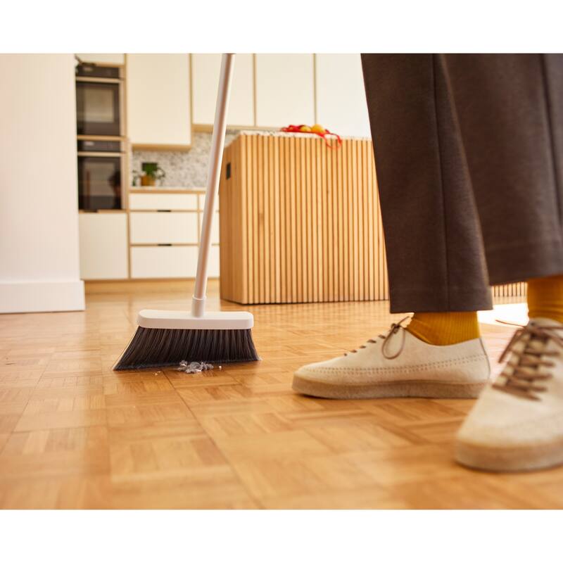 Joseph Joseph CleanTech Wall-Mounted Broom
