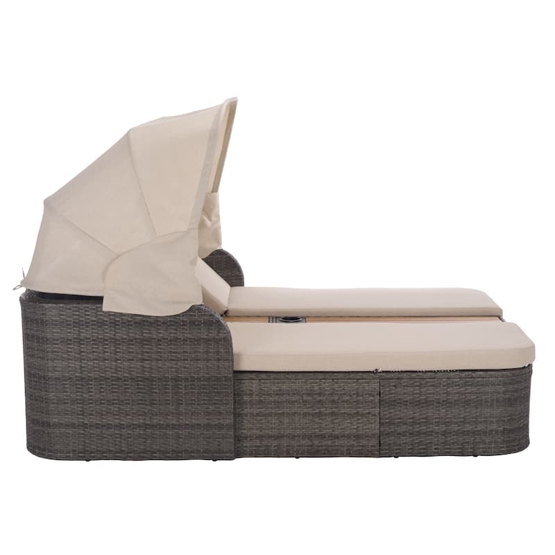 SAFAVIEH Outdoor Living Victoria Double Daybed - 65"W x 82"D x 56"H