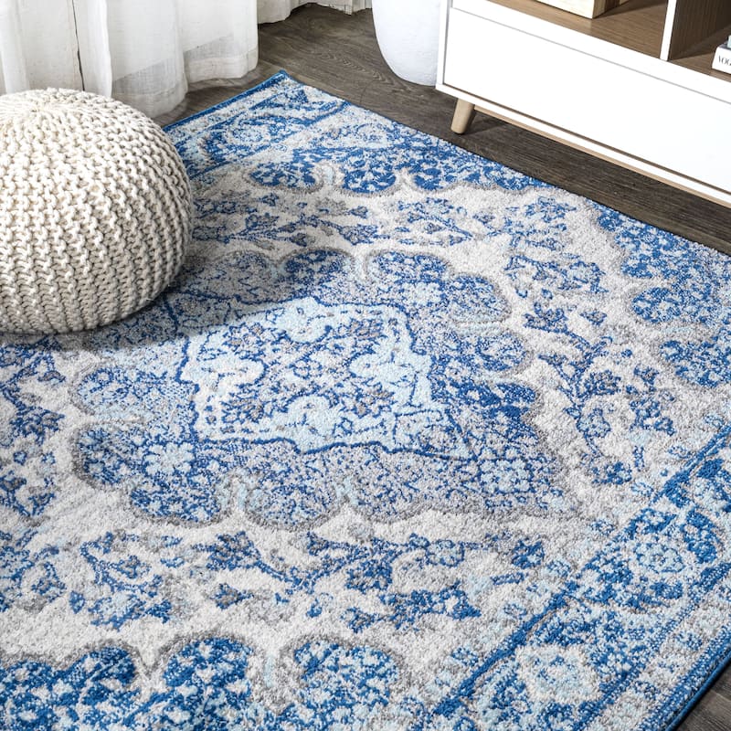 JONATHAN Y Inigo FLAIR Boho Vintage Medallion Area Rug - 5' Square - Cream/Blue
