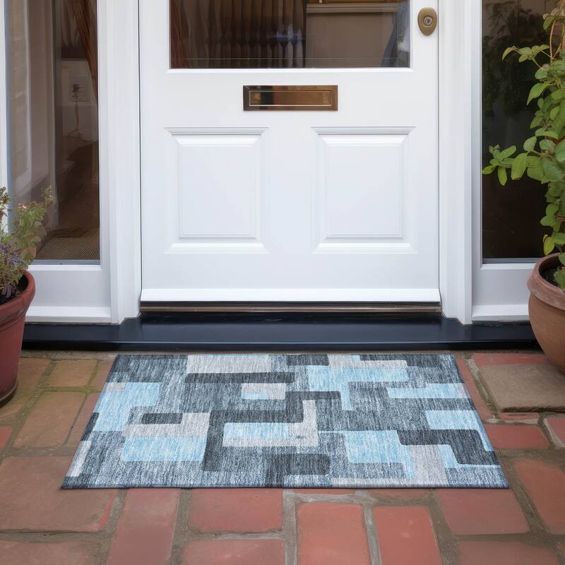 Machine Washable Indoor/ Outdoor Contempoary Blocks Chantille Rug - Sky - 1'8" x 2'6"