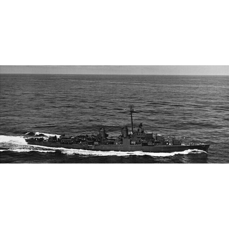 Sumner-class Destroyer Large