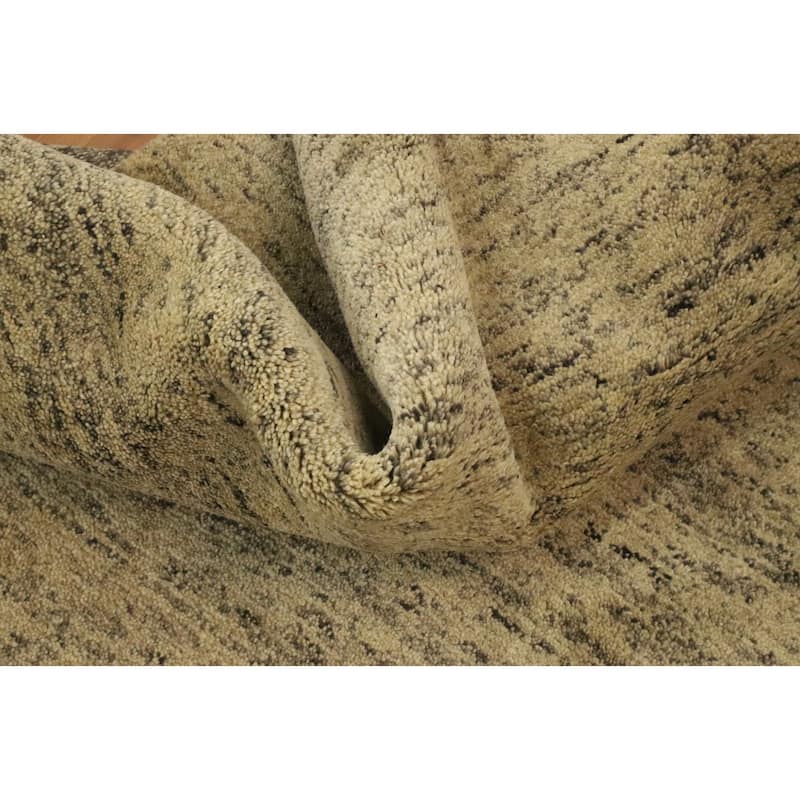Hand Knotted Oriental 100% Wool Carpet Modern Modern Beige & Ivories Gabbeh Area Rug - 7' 10'' X 5' 8''