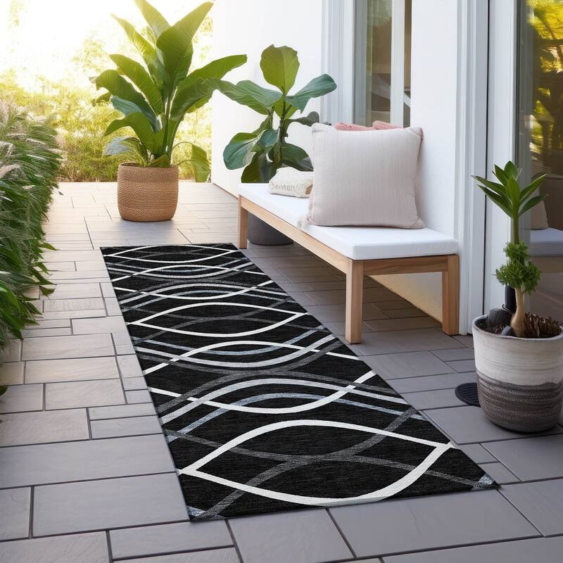 Machine Washable Indoor/ Outdoor Chantille Contempo Deco Rug - Black - 2'3" x 7'6"