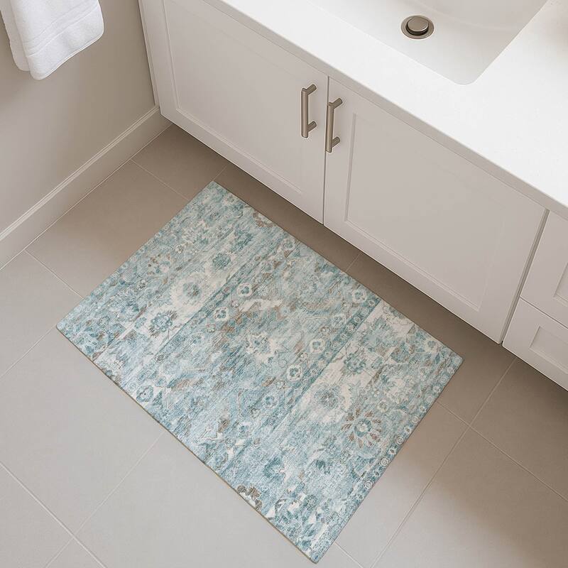 Machine Washable Indoor/ Outdoor Traditional Hudson Chantille Rug