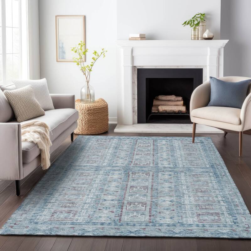 Machine Washable Indoor/Outdoor Global Traditional Chantille Rug