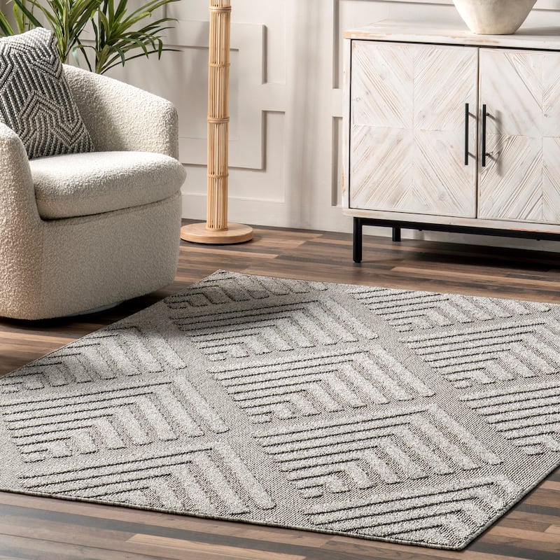 Nuloom Lessie High-Low Geometric Indoor/Outdoor Area Rug