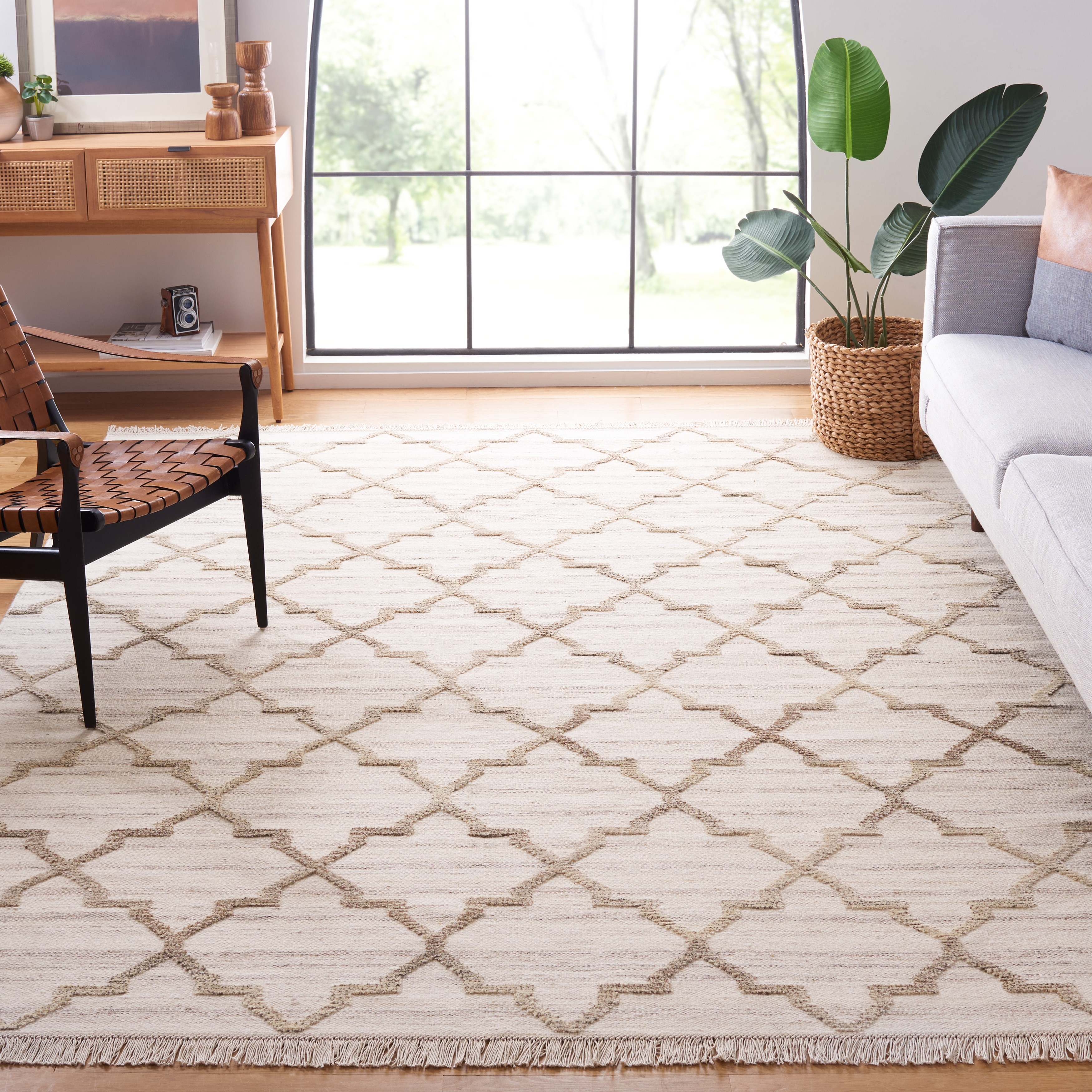 SAFAVIEH Hand-knotted Kenya Xhoana Southwestern Tribal Wool Rug