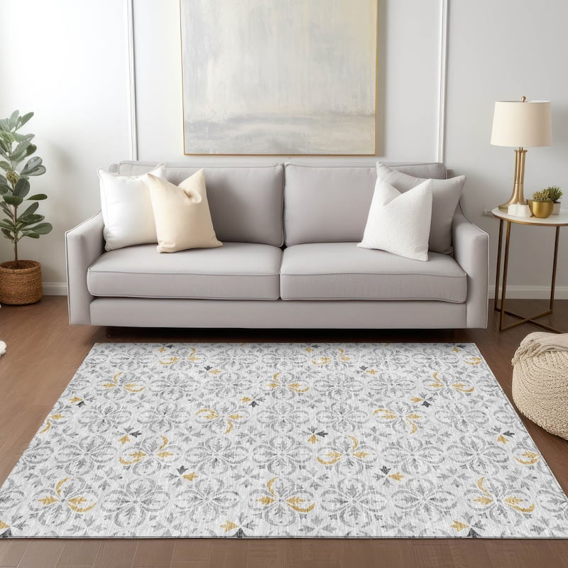 Machine Washable Indoor/ Outdoor Chantille Traditional Medallion Rug