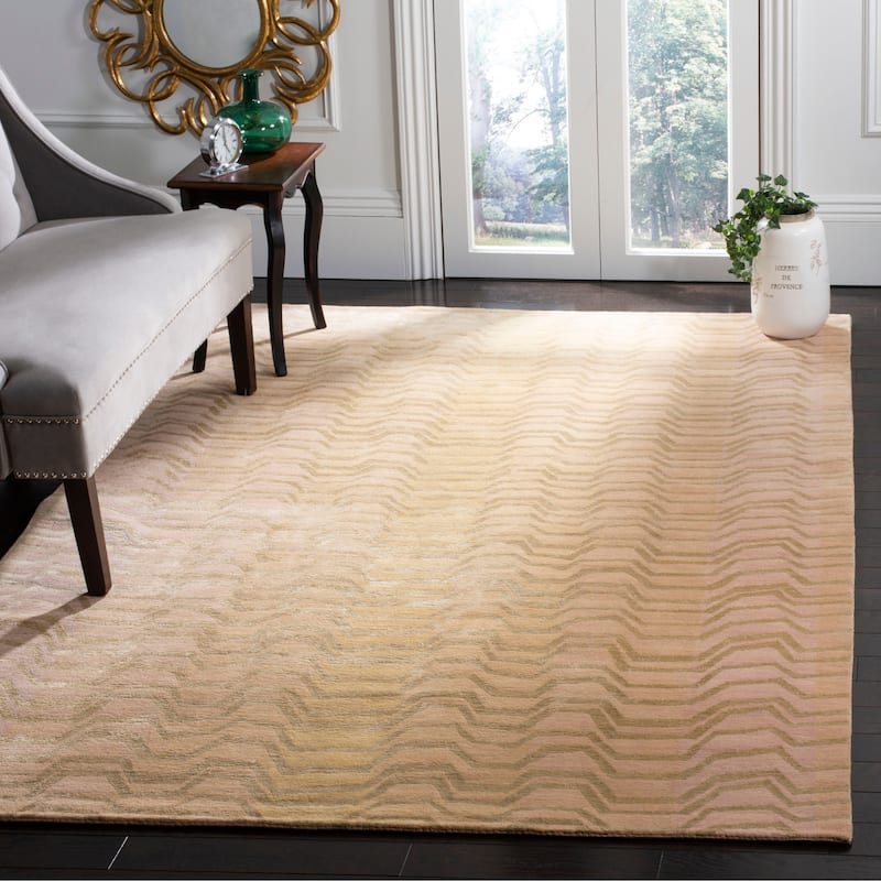 SAFAVIEH Couture Hand-knotted Marjeta Modern Wool Rug