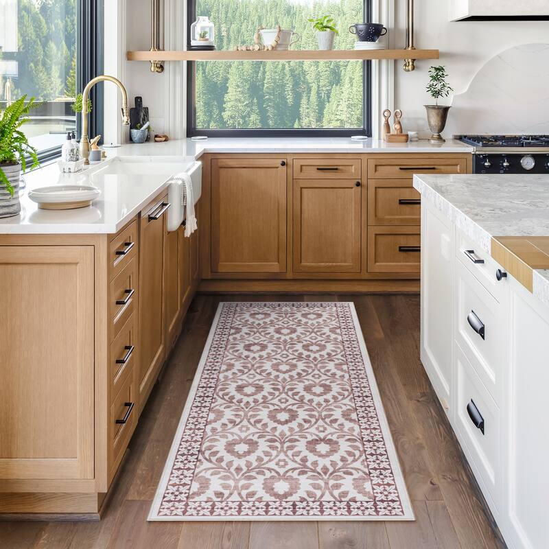 Gertmenian Crystal Print Soft Flat Pile Polyester Slip Resistant Washable Indoor Printed Area Rug Collection - 2' 2" x 6' - Esme Carmel - Runner
