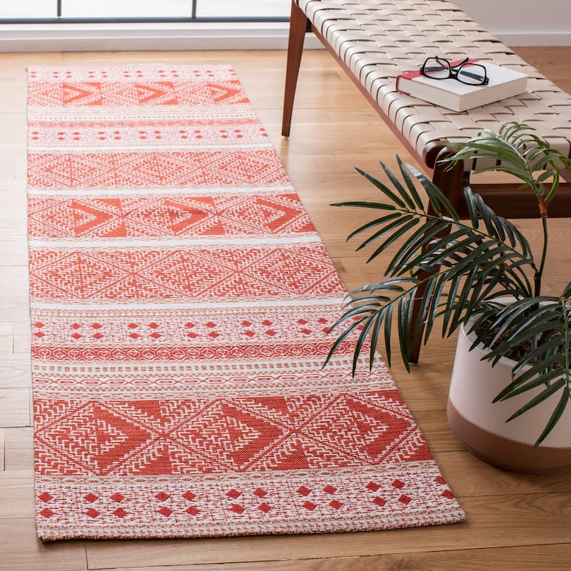 SAFAVIEH Handmade Classic Vintage Suhasini Rug - 2'3" x 8' Runner - Rust