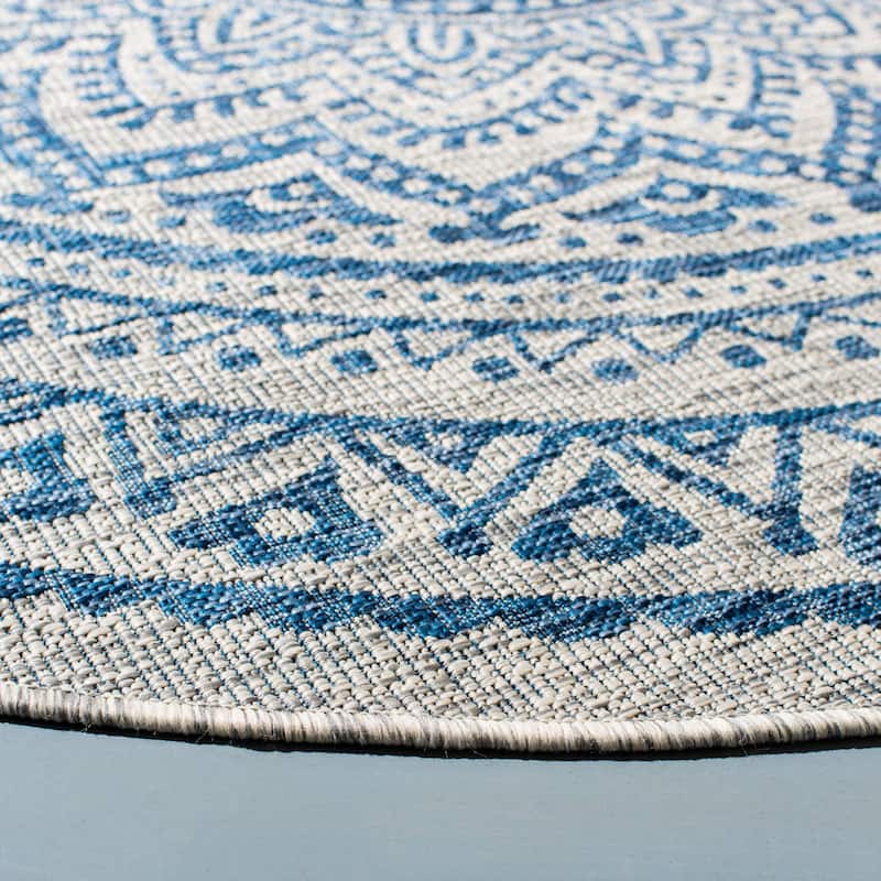 SAFAVIEH Courtyard Fran Mandala Indoor/ Outdoor Waterproof Patio Backyard Rug