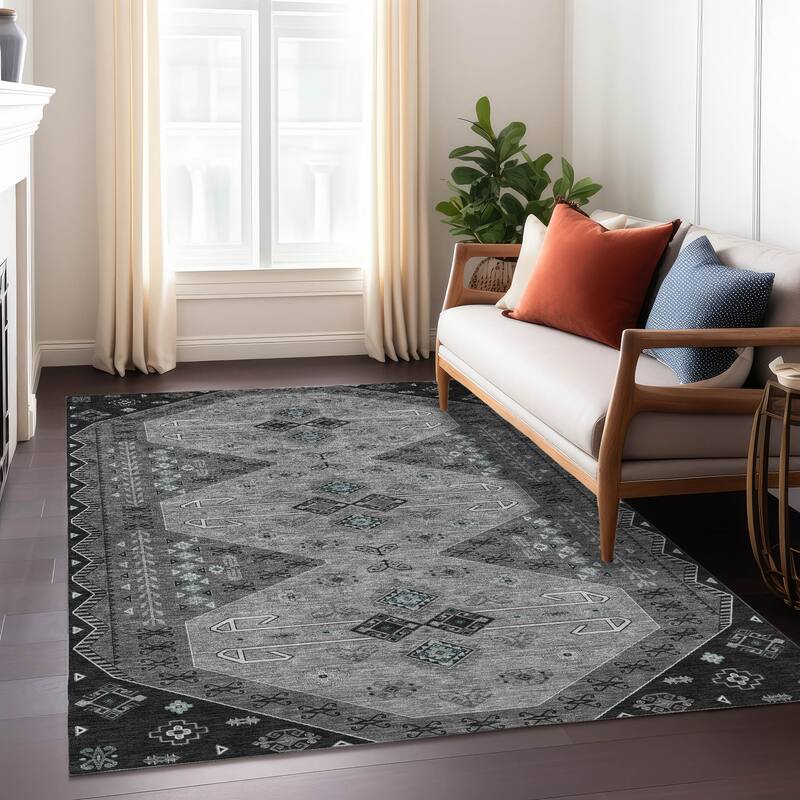 Machine Washable Indoor/ Outdoor Global Hiawatha Chantille Rug
