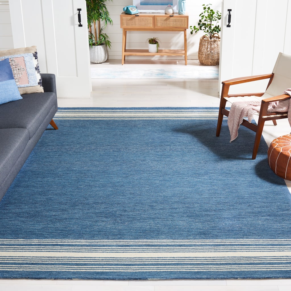 SAFAVIEH Handmade Metro Heidrin Stripe Wool Rug