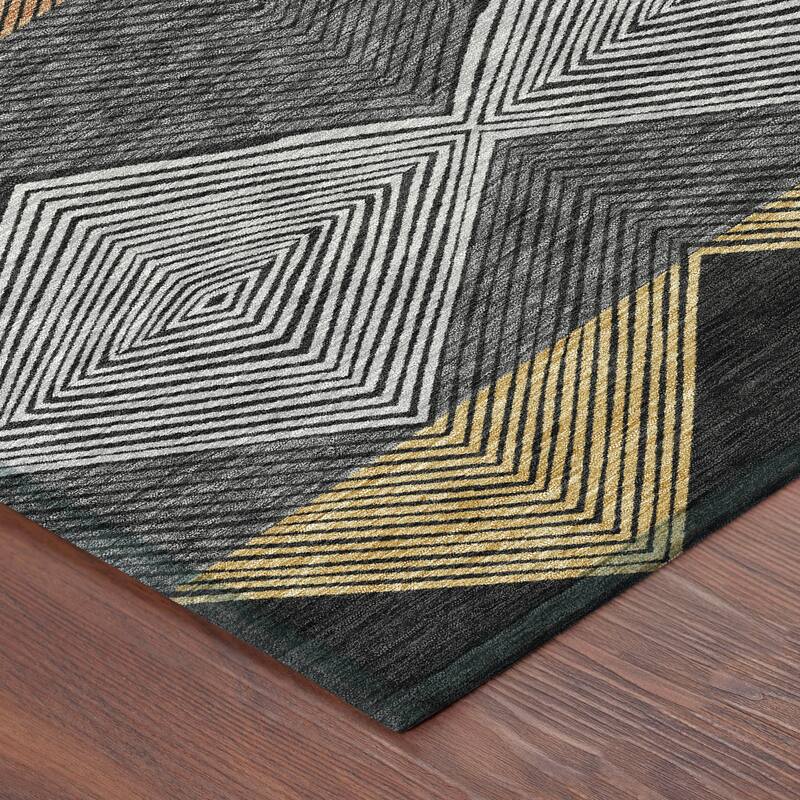 Machine Washable Indoor/ Outdoor Modern Mission Chantille Rug