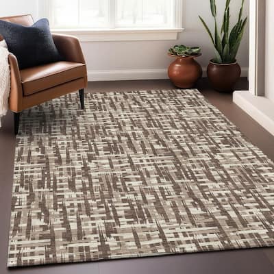 Machine Washable Indoor/ Outdoor Modern Crosshatch Chantille Rug