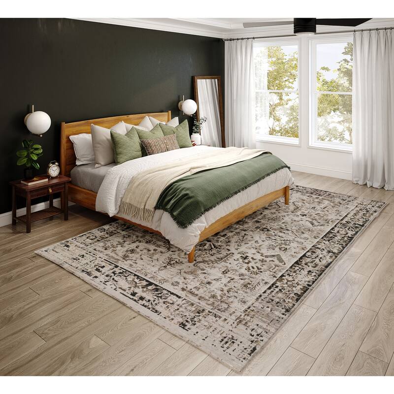 Nelson Vintage Distressed Medallion Gray Machine Made Rug