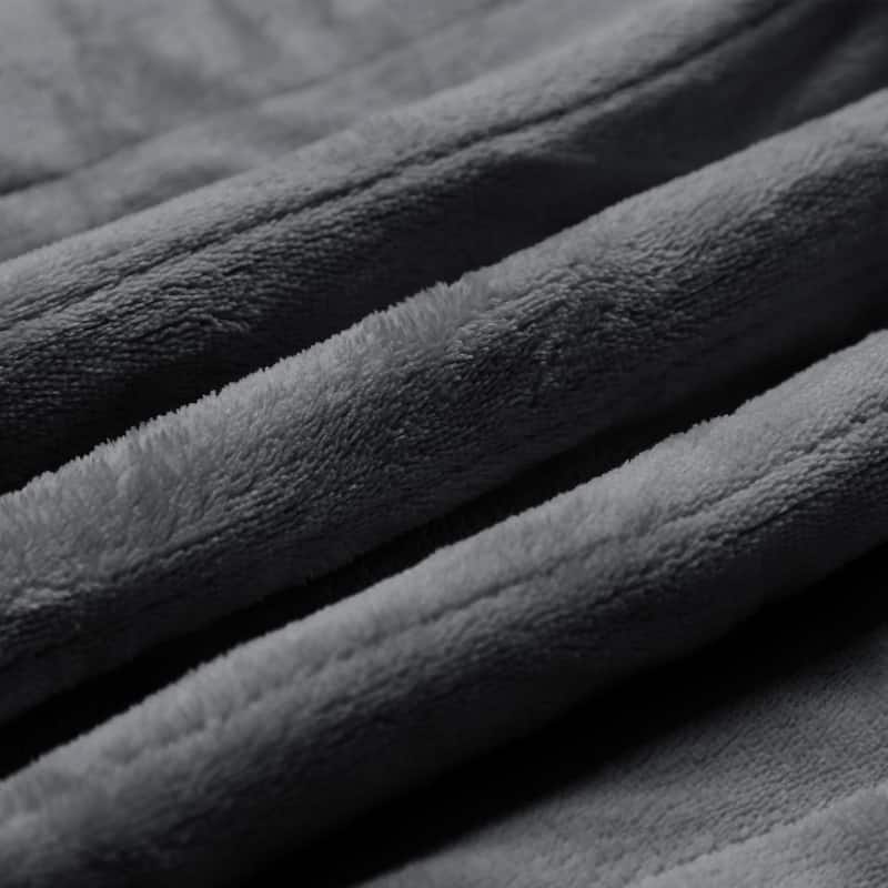 Flannel and Sherpa Fleece Throw Heated Blanket with a Controller