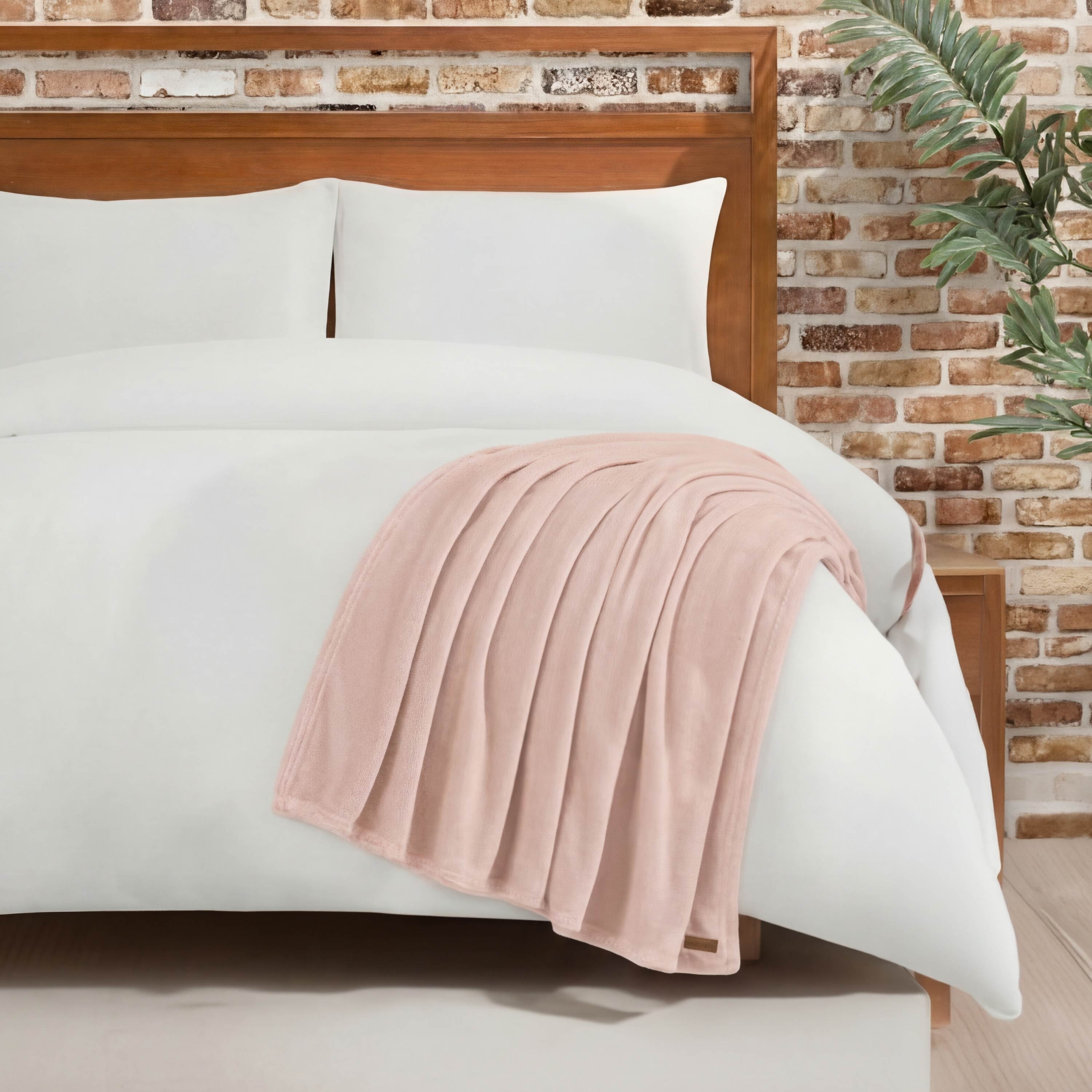 Lucky-Brand-Solid-Plush-Throw-