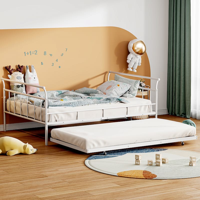 Metal Daybed with Curved Handle Design and Trundle