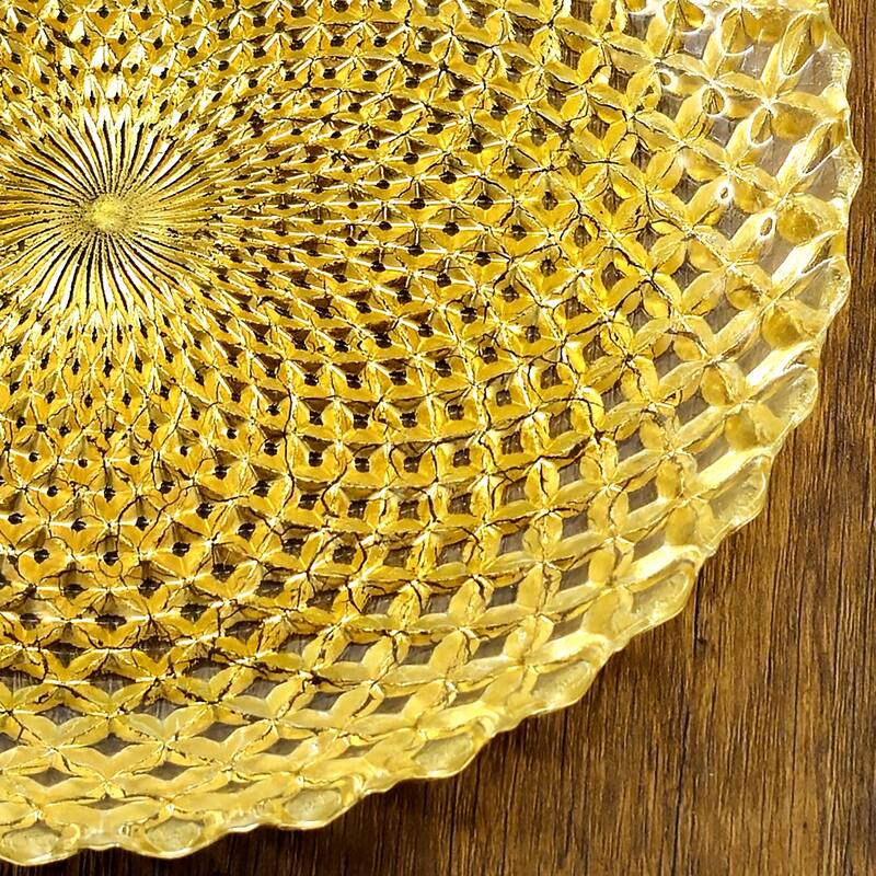 Unique Diamond Pattern Glass Dinner Set Perfect for Everyday Dining and Special Occasions