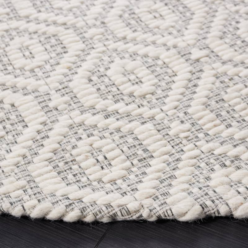 SAFAVIEH Handmade Marbella Kiera Modern Wool Rug