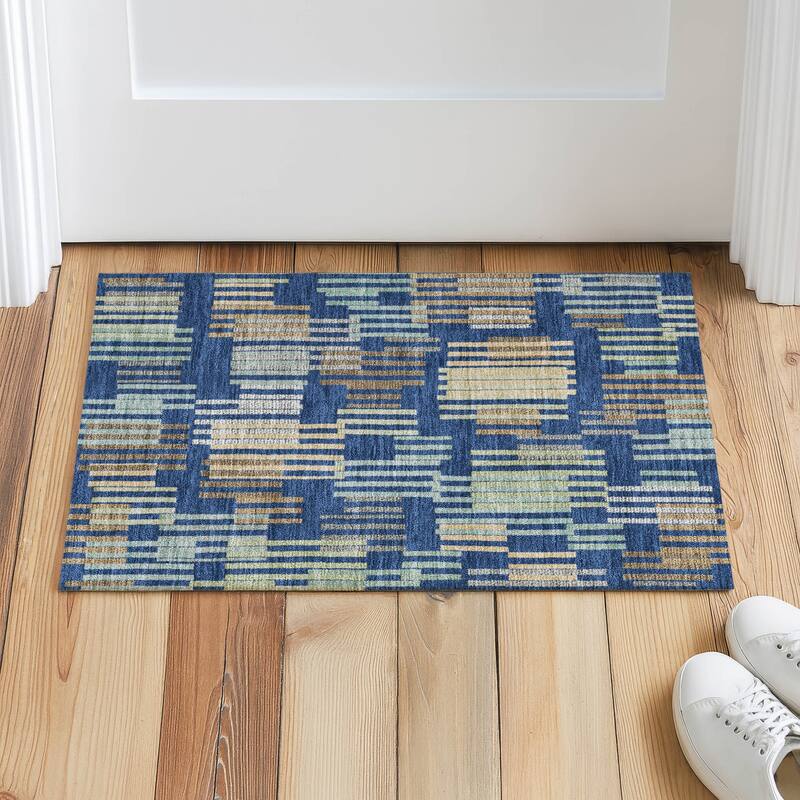 Machine Washable Indoor/ Outdoor Modern Pines Chantille Rug