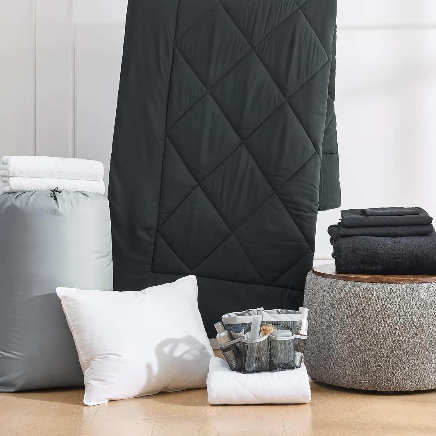 Porch & Den Harglow Black Twin XL College Dorm Bedding Set On Sale Bed Bath & Beyond 28179128