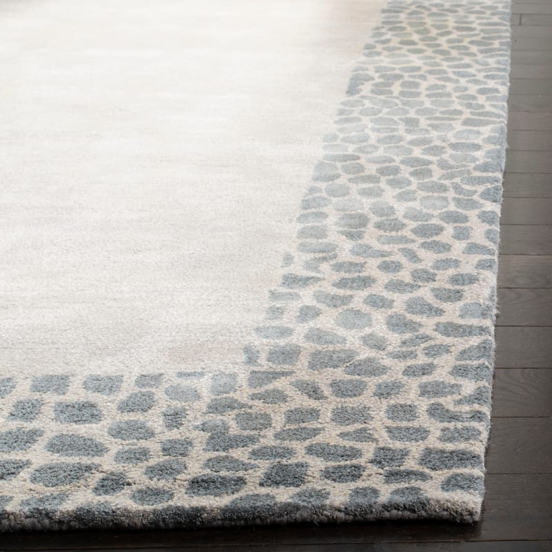 SAFAVIEH Handmade Soho Samatha Borders N.Z. Wool Rug