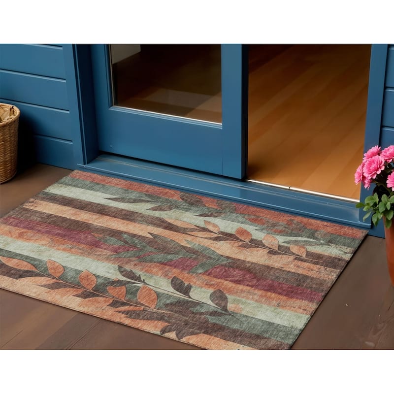 HomeRoots Floral Transitional Rectangle Outdoor Rug - 3' x 5'