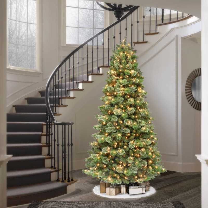 Puleo International 7.5 ft. Pre-Lit Oklahoma Pine Artificial Christmas Tree with 500 Clear Incandescent Lights - 7.5 Foot - Green