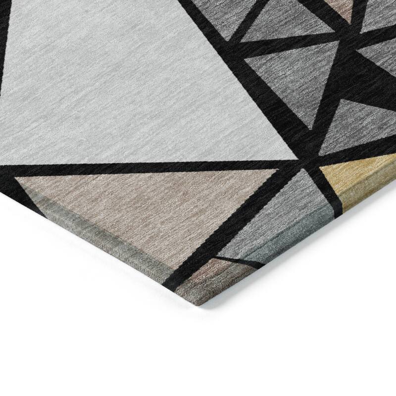 Machine Washable Indoor/ Outdoor Abstract Mosaic Chantille Rug