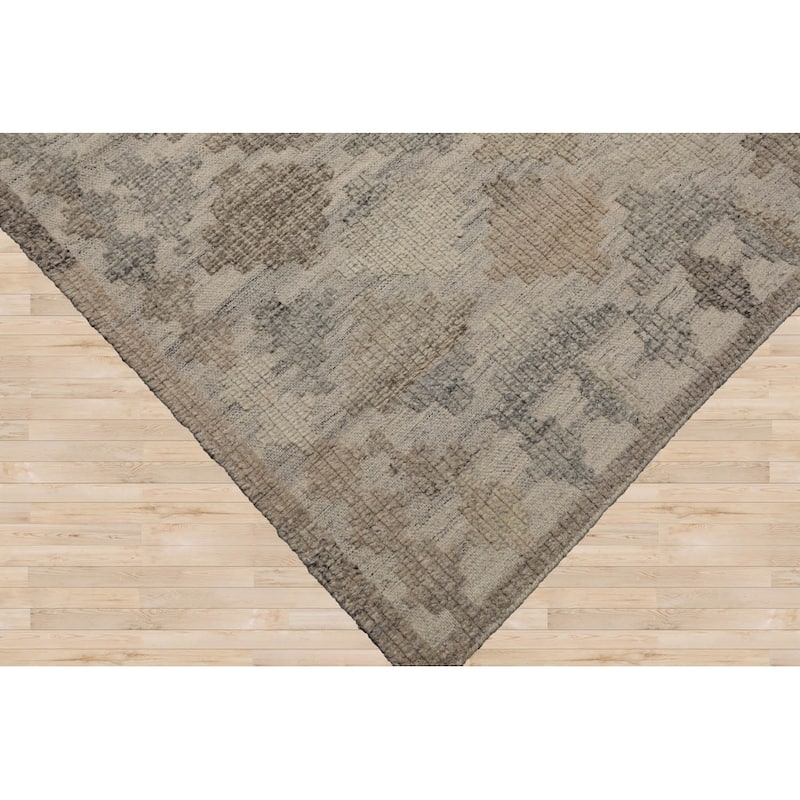 LoomBloom Beige Traditional Southwestern Moroccan 100% Wool Area Rug - 5' 3'' x 7' 7''
