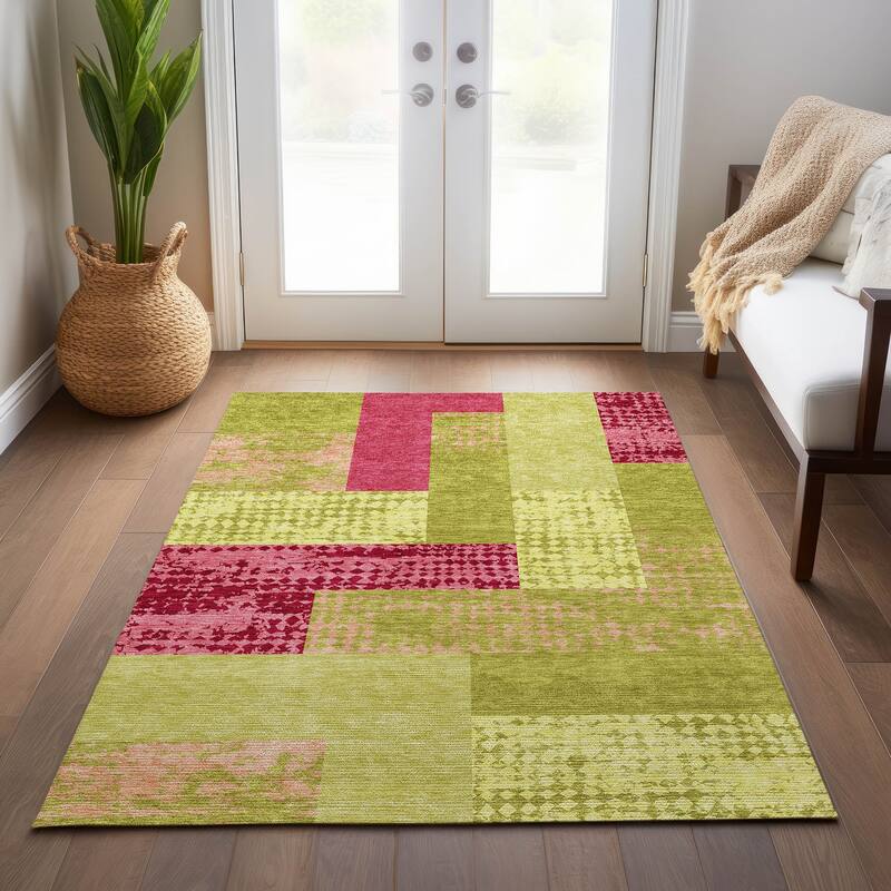 Machine Washable Indoor/ Outdoor Modern Blocks Chantille Rug