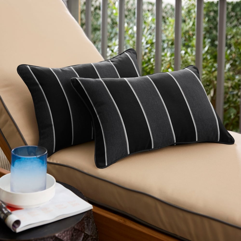 Sunbrella Peyton Granite/ Canvas Black Indoor/ Outdoor Pillow Set