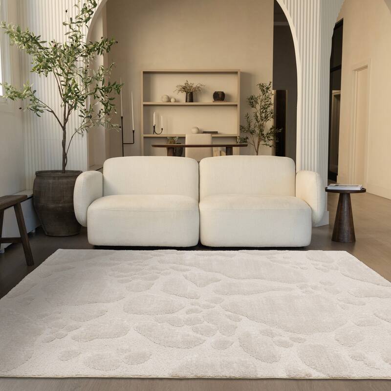 Luxurious White Stepping Stones High-Low Textured Rug